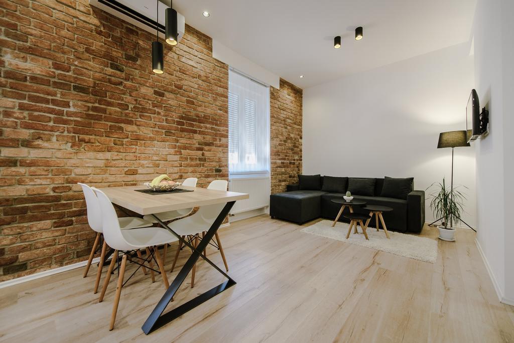 Apartment British Square With Parking Zagreb Room photo